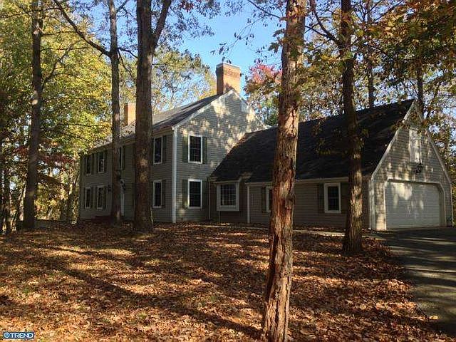 1st image of 215 Abbott Park Ln