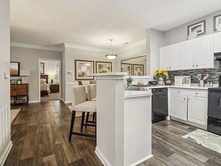 Walden Brook Apartments — Photo 23