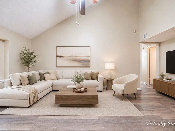 2nd image of 11623 Lennington Ln