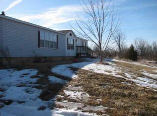 21940 S Lewelling Rd, Osage City, KS 66523