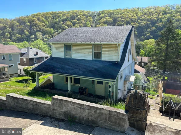 915 Vickroy Ave, Johnstown, PA 15905