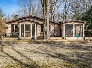 16157 4th Ln, Union Pier, MI 49129