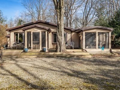 16157 4th Ln, Union Pier, MI, 49129