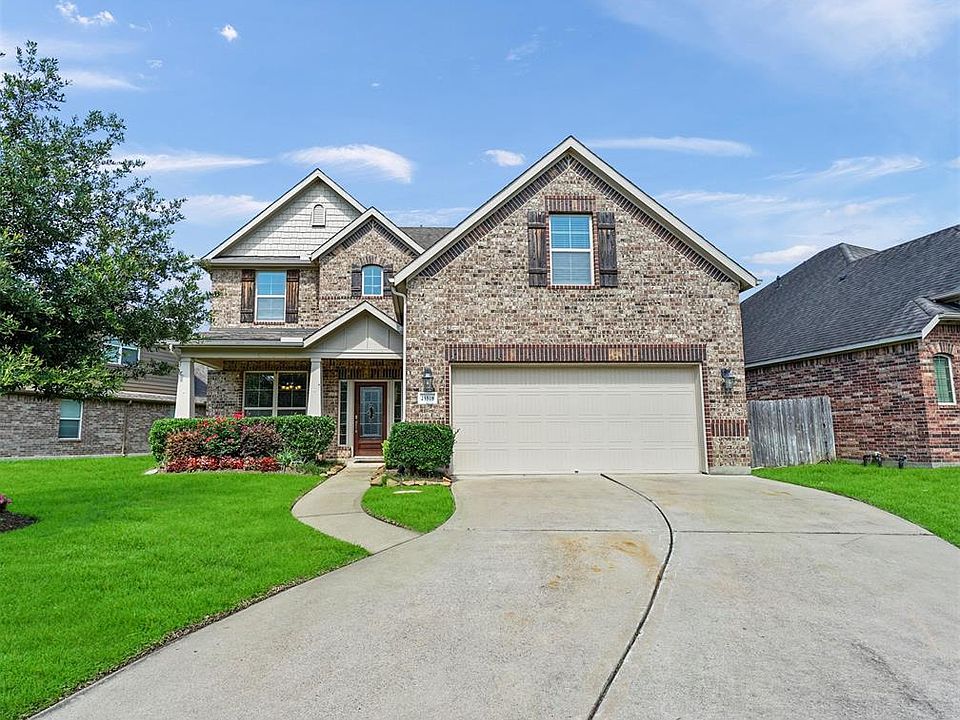 Welcome Home! 25518 Lockspur Drive Richmond, TX 77406