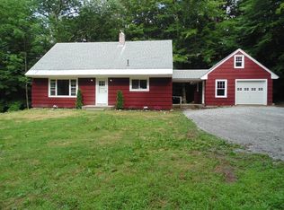 66 Searle Rd, Huntington, MA 01050