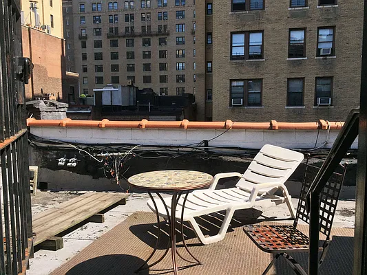 Rented by Joe Gotham LTD | media 21