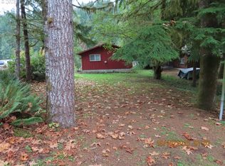 10061 Beach Dr, Birkenfeld, OR 97016