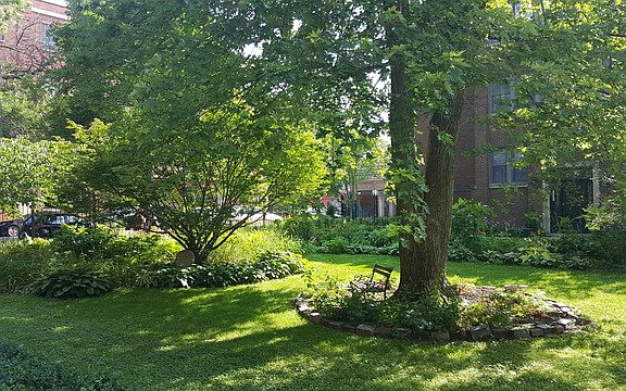3rd image of 1415 W Greenleaf Ave APT 2N