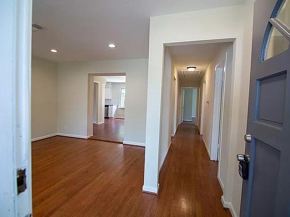 3rd image of 4310 Gallagher Dr #2