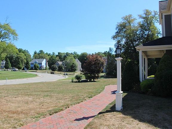 3rd image of 175 Harvest Ln
