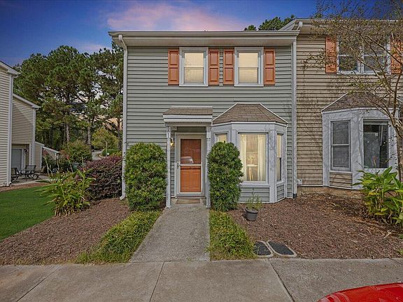 2nd image of 501 Darby Glen Ln