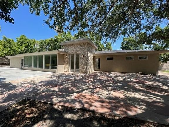 2nd image of 154 W San Marco Way