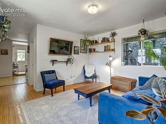 5th image of 2535 Adams St