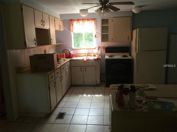 4th image of 43328 Bear Lake Blvd