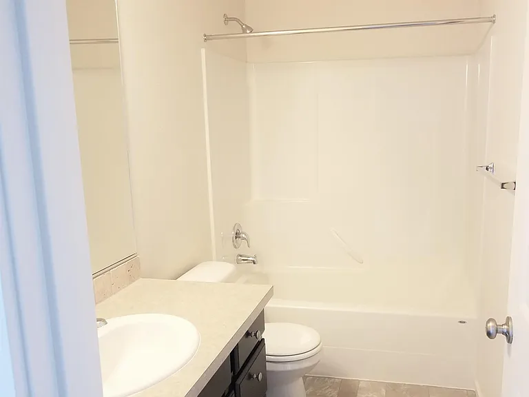 5615 NE 130th Pl — Photo 7