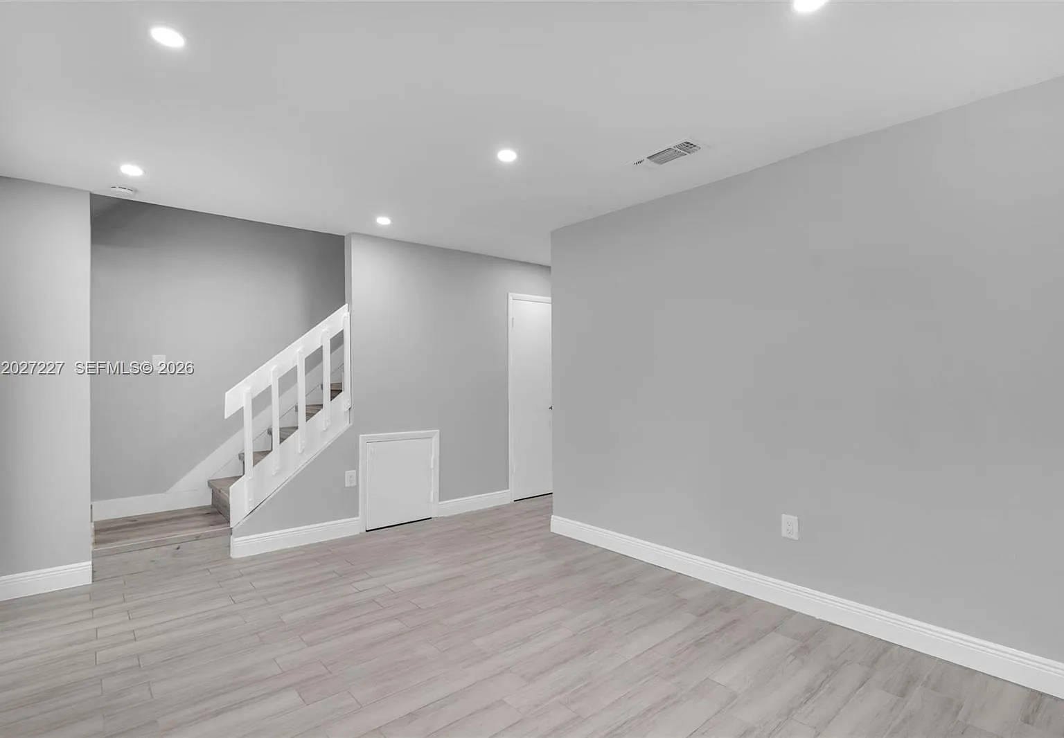 3 bed, 2.0 bath, 1140 sqft, $2,800 — Photo 4