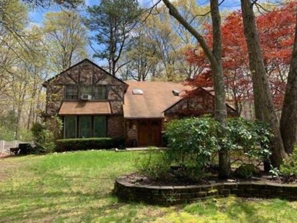 1st image of 25 Florence Dr