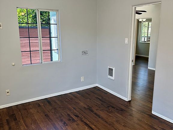 3rd image of 4206 Lowell Ave