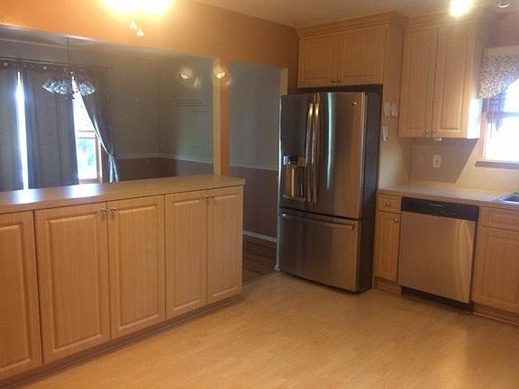 4th image of 758 Klondike Ave