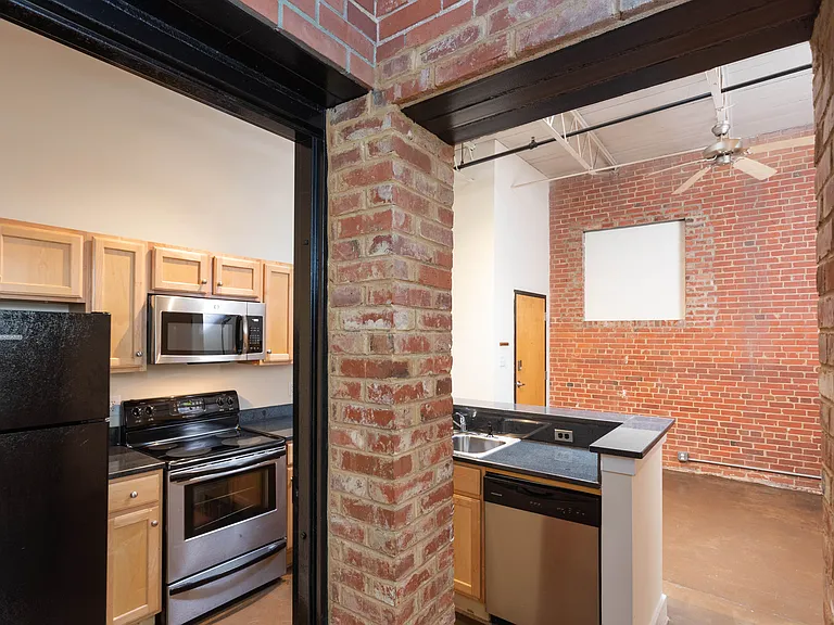 Cornish Brewery Apartments — Photo 11