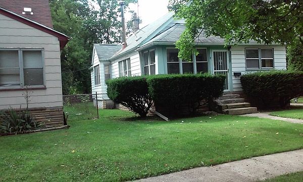 1st image of 15867 W Parkway St