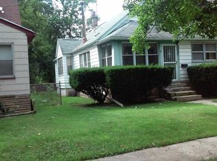 15867 W Parkway St, Detroit, MI 48223