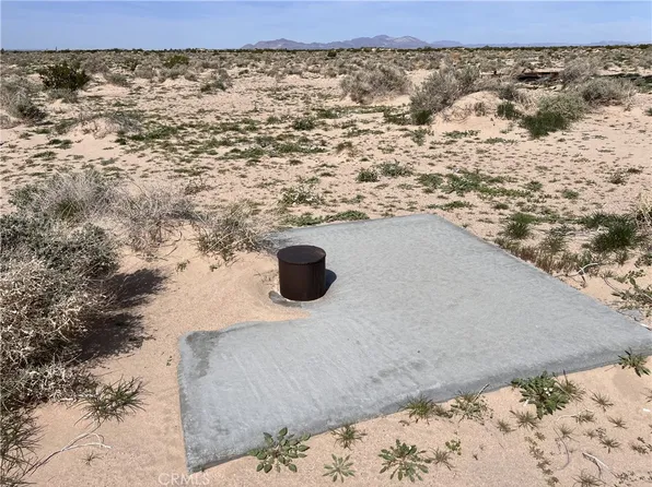 34998 Bon View Rd, Newberry Springs, CA 92365