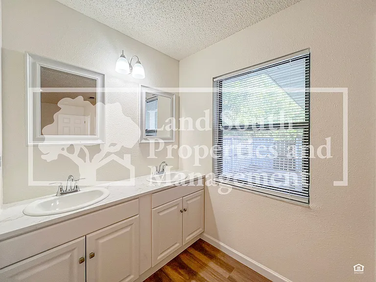 124 Rosalynn Cir — Photo 11