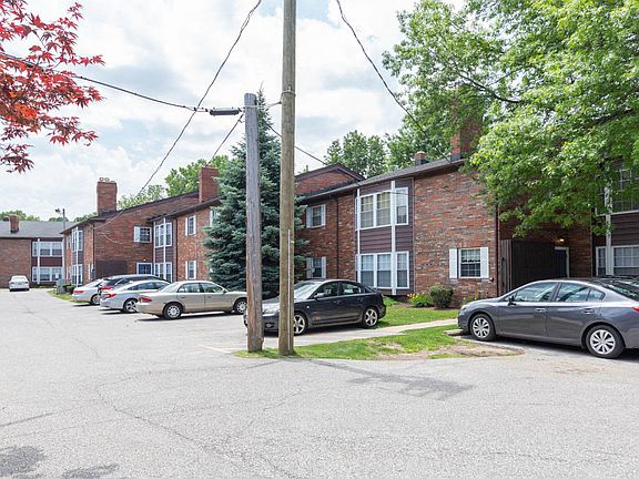 4th image of 21465 Detroit Rd #Bhw216c