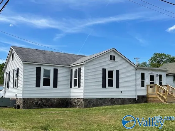 204 13th St NW, Fort Payne, AL 35967