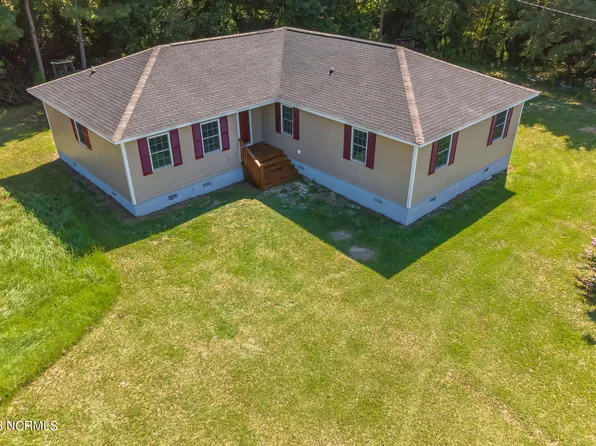 3763 Waycross Road, Magnolia, NC 28453