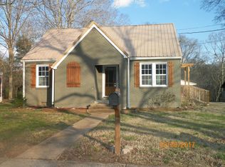 103 Barnwell Ave, Centerville, TN 37033
