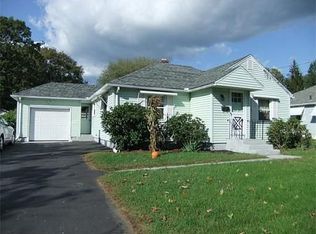 32 Old Boston Rd, Wilbraham, MA 01095