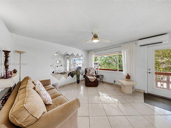 2nd image of 1015 SW 11th Ave APT 15K