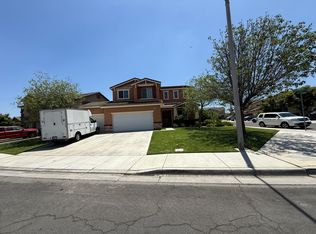 12879 Eastern Shore Dr, Corona, CA 92880