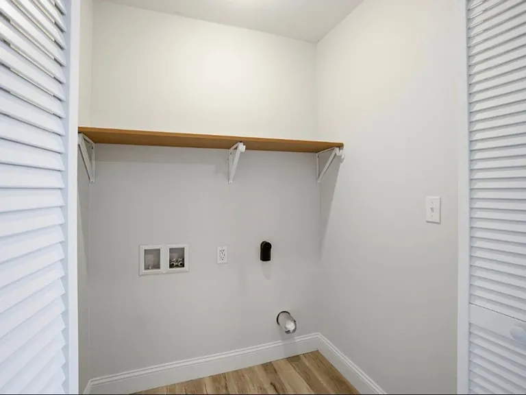 913 W Virginia Ave — Photo 15