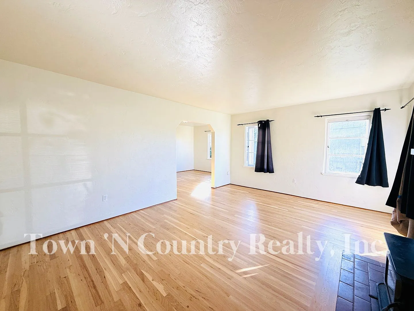 Charming 3-Bedroom Home in South Salinas Just Reduced! — Photo 3