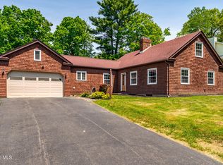 2704 Appletree Ln, Castleton, NY 12033