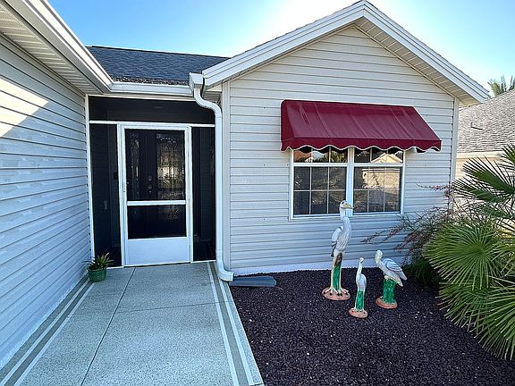 2nd image of 2239 Derringer Ave