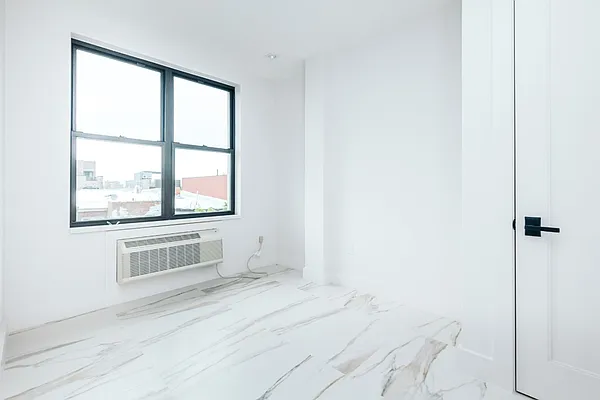 Rented by Nooklyn NYC LLC | media 28
