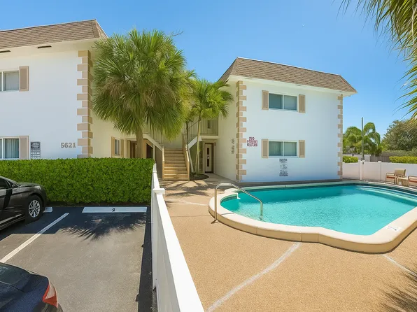 Greenpoint Apartments, 5621 NE 22nd Ave #5, Fort Lauderdale, FL 33308