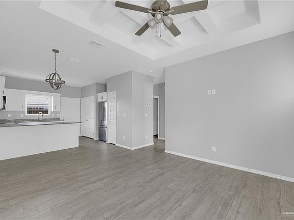 4th image of 1812 Stauffer St #4