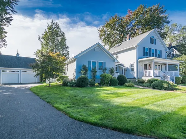 13 Park Pl, East Longmeadow, MA 01028