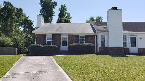 122 Creekview Dr Photo 1