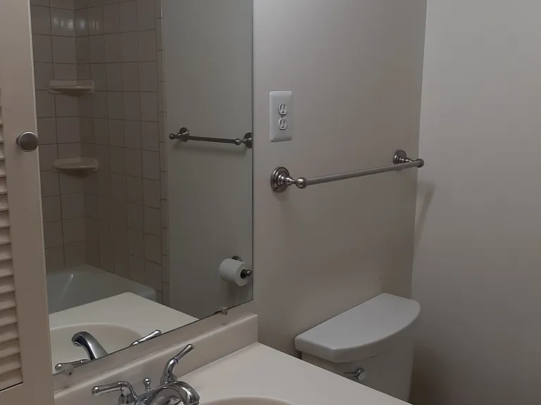 3800 Fairfax Dr #1702 — Photo 21