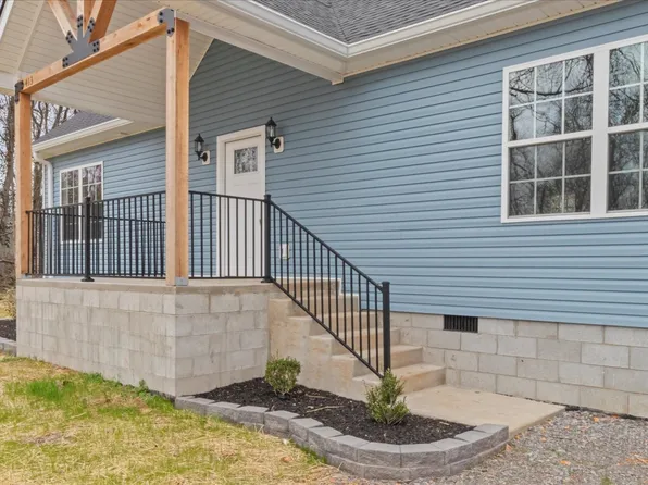 413 Plum St, Clarksville, TN 37042