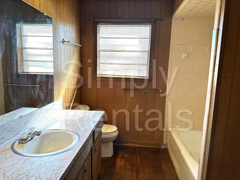 706 S Manson St — Photo 10