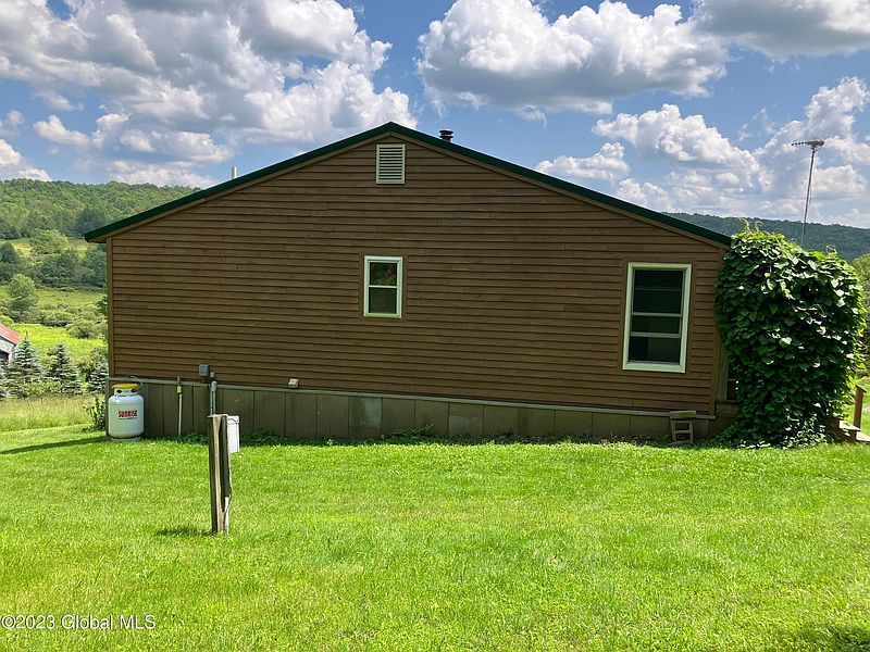 3rd image of 259 Lang Road