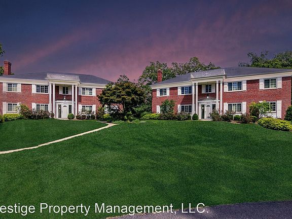 3rd image of 3832 Ault Park Ave APT 3