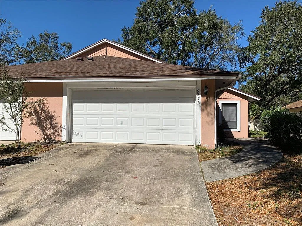 3 bed, 2.0 bath, 1232 sqft, $2,100 — Photo 1